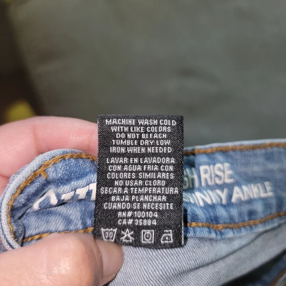 S.O.N.G. Blue Distressed Curvy High Rise Skinny Ankle Jeans 7/28 Juniors - Picture 5 of 6